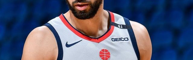 乐鱼网下载-28岁新秀终于等到证明机会 队友称他是最努力的人